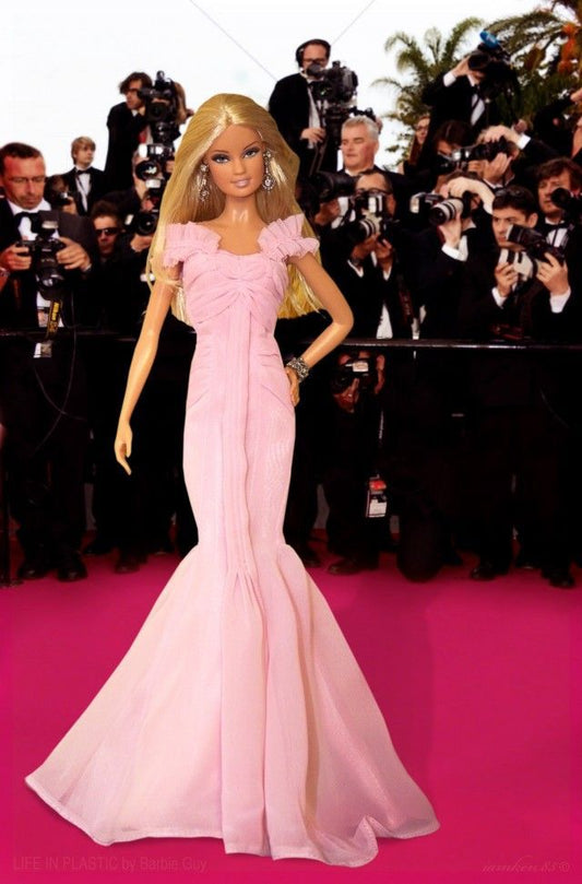 Vestido rosa para Barbie